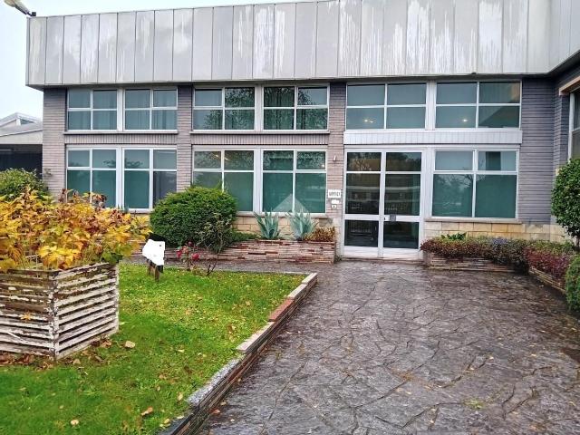 Capannone in vendita a Cogliate, Lombardia