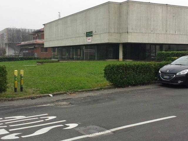 Capannone in vendita a Collecchio, Reggio Emilia