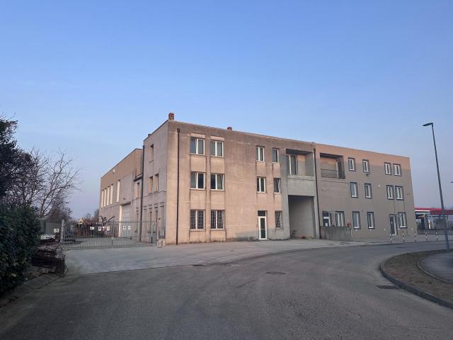 Capannone in vendita a Villa, Colognola Ai Colli