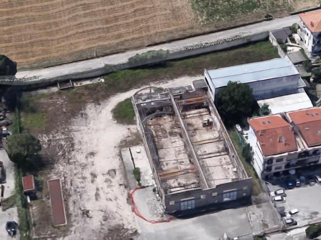 Capannone in vendita a Unione dei Comuni della Val Vibrata, Colonnella