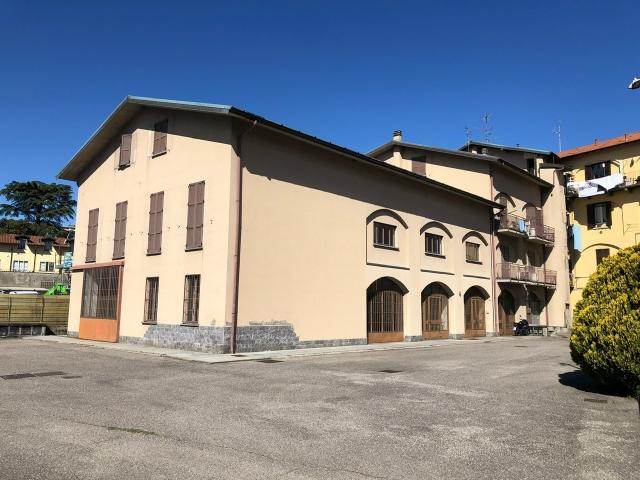 Capannone in vendita a Como, Lombardia
