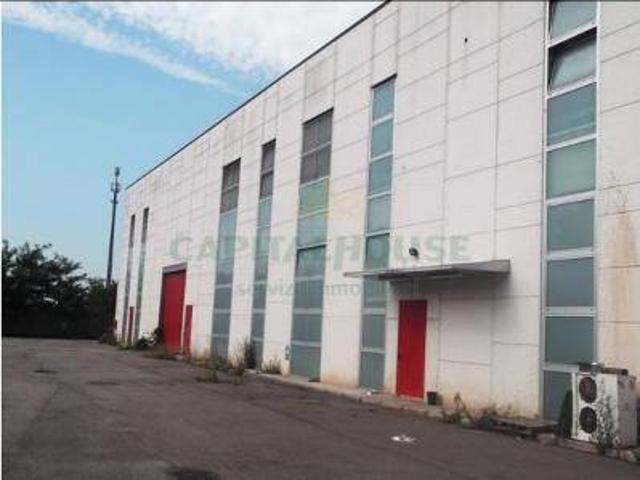 Capannone in vendita a Concorezzo, Monza-brianza