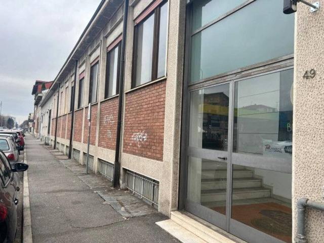 Capannone in vendita a Zona Omogenea Milano Nord, Cormano