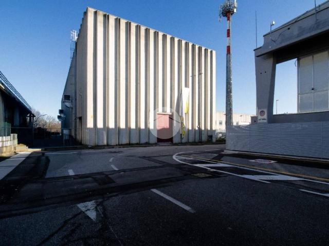 Capannone in vendita a Le Villette, Crema