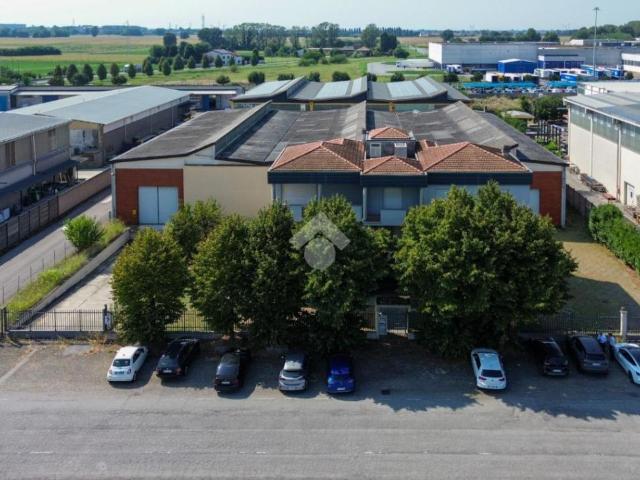 Capannone in vendita a Ca' Rotte, Cremona