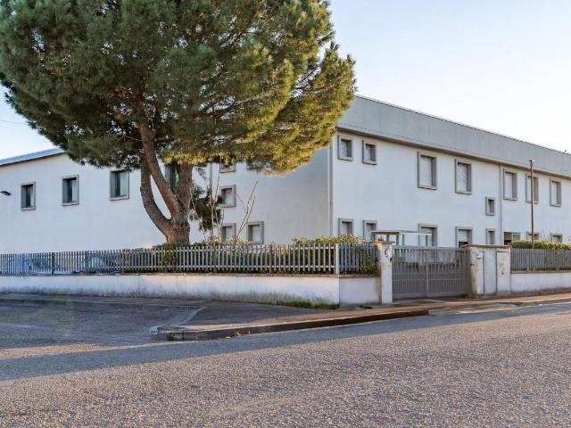 Capannone in vendita a Unione dei Comuni Circondario dell'Empolese Valdelsa, Empoli