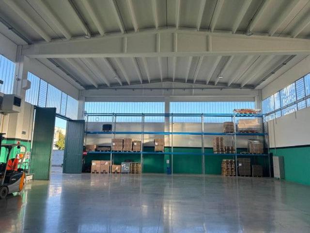 Capannone in vendita a Erbusco, Lombardia