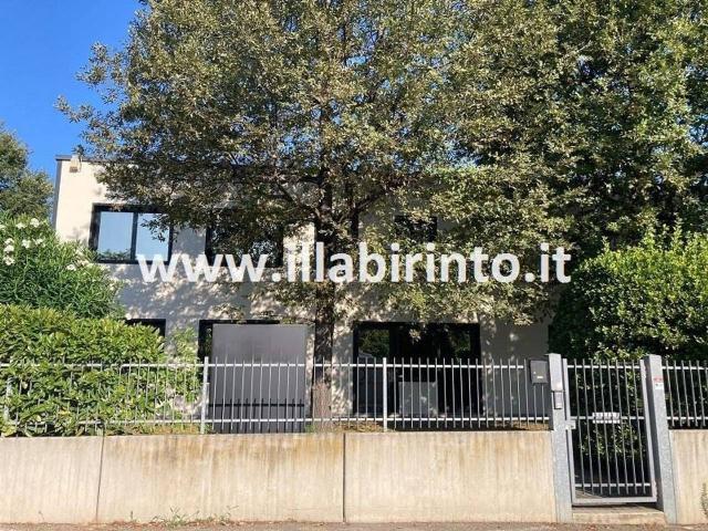 Capannone in vendita a Unione della Romagna Faentina, Faenza