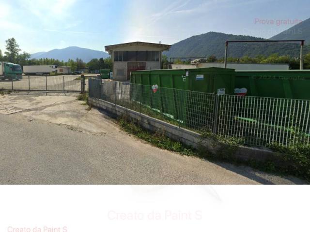 Capannone in vendita a Feltre, Veneto