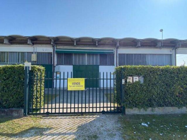 Capannone in vendita a Fiesso D'artico, Veneto