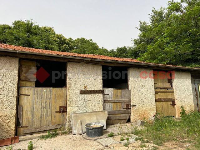 Capannone in vendita a Fiuggi, Lazio