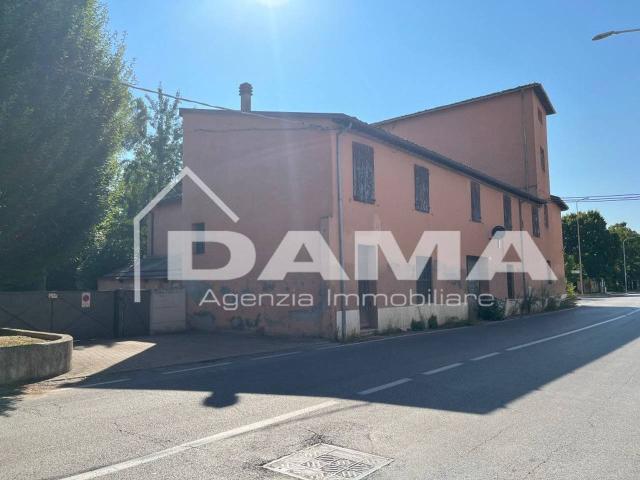 Capannone in vendita a Unione di Comuni della Romagna Forlivese, Quattro