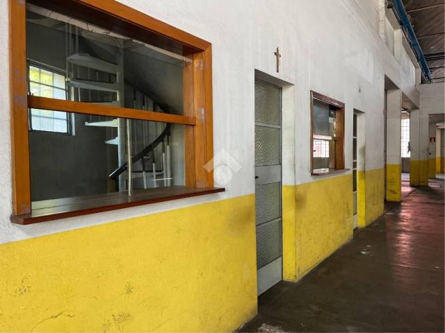 Capannone in vendita a Quartiere Musicisti Grandi Italiani, Forlì