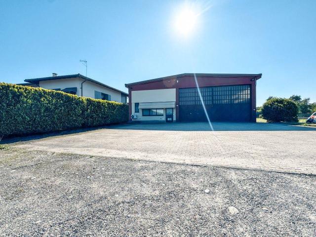 Capannone in vendita a Piemonte, Vercelli