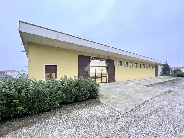 Capannone in vendita a Goito, Lombardia
