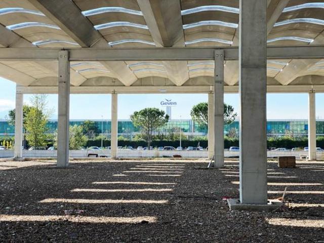 Capannone in vendita a Carinaro, Campania