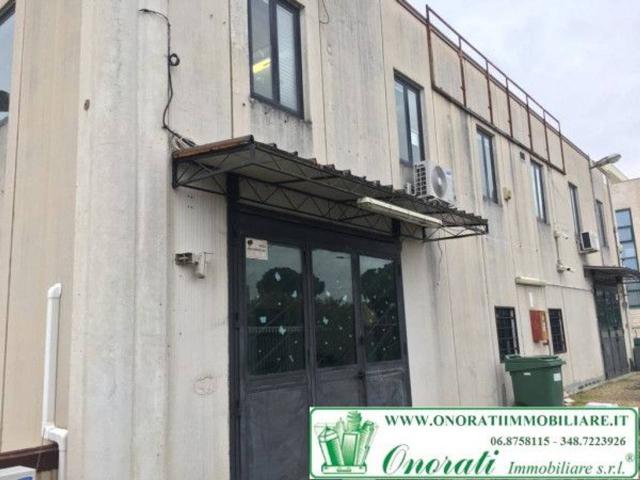 Capannone in vendita a Guidonia Montecelio, Roma Capitale