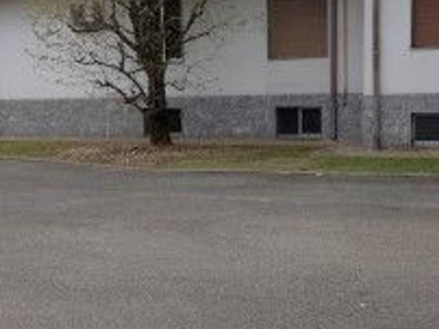 Capannone in vendita a Oltrestazione, Legnano