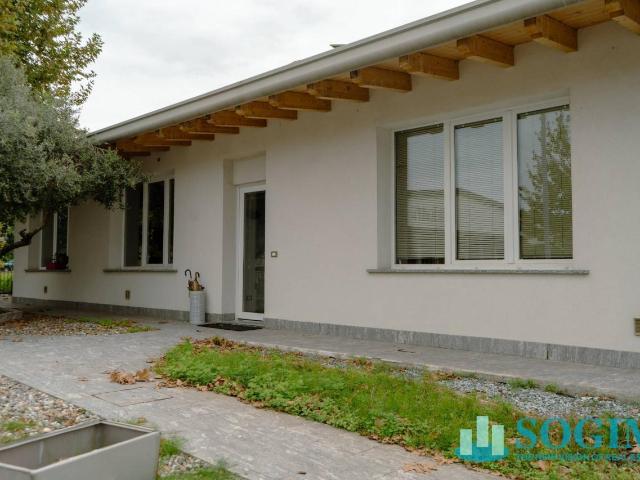Capannone in vendita a Birago, Lentate Sul Seveso