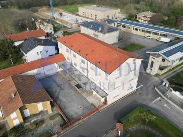 Capannone in vendita a Lentate Sul Seveso, Lombardia
