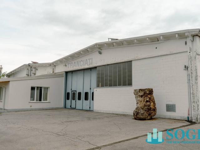 Capannone in vendita a Birago, Lentate Sul Seveso