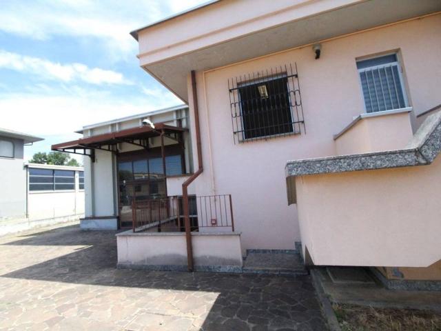 Capannone in vendita a Gerno, Lesmo