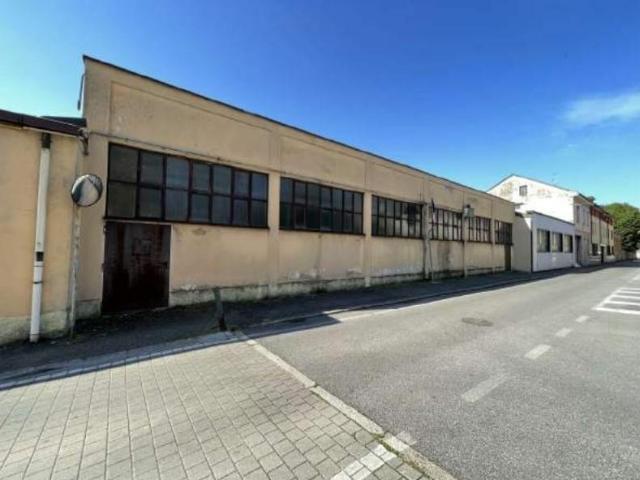 Capannone in vendita a Lissone, Lombardia