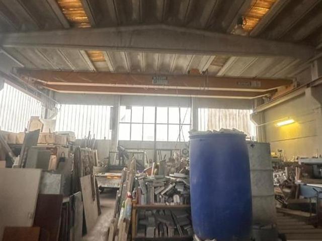 Capannone in vendita a Lomazzo, Lombardia
