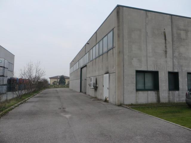 Capannone in vendita a Lozzo Atestino, Veneto
