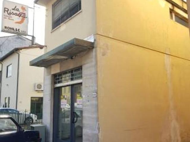 Capannone in vendita a Corte Dovichetti, Bagni Di Lucca Ponte