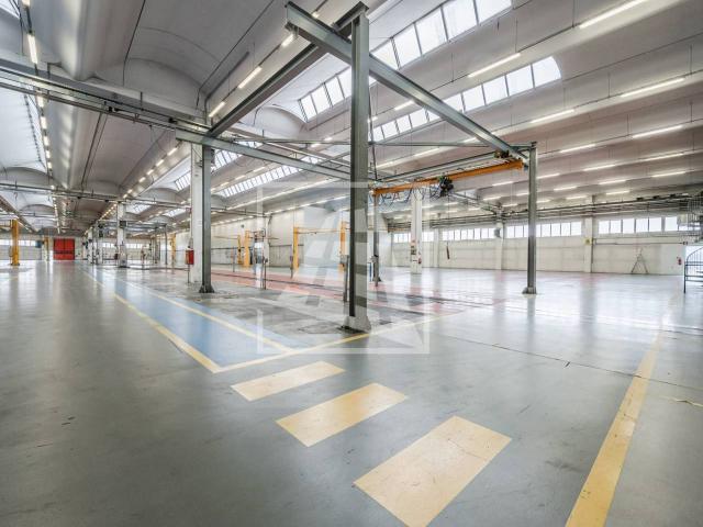 Capannone in vendita a Bassa Reggiana, Re