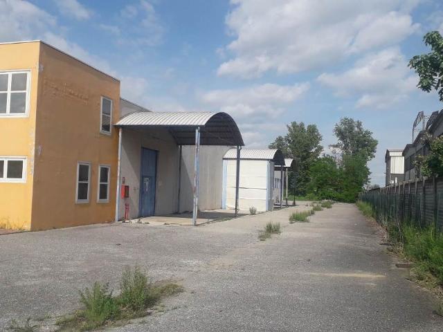 Capannone in vendita a Madignano, Lombardia