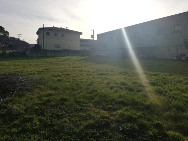 Capannone in vendita a Magione, Umbria