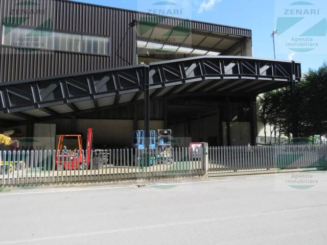 Capannone in vendita a Comunità Rotaliana-Königsberg, Mezzolombardo