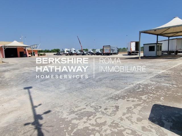 Capannone in vendita a Puglia, Bari