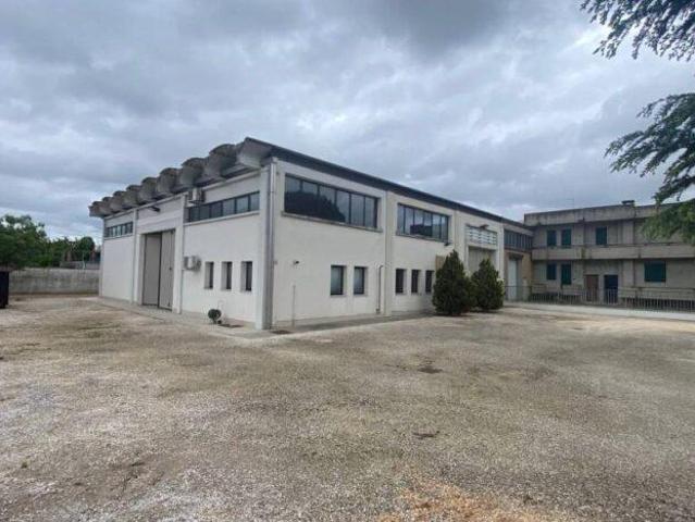 Capannone in vendita a Olme, Mogliano Veneto