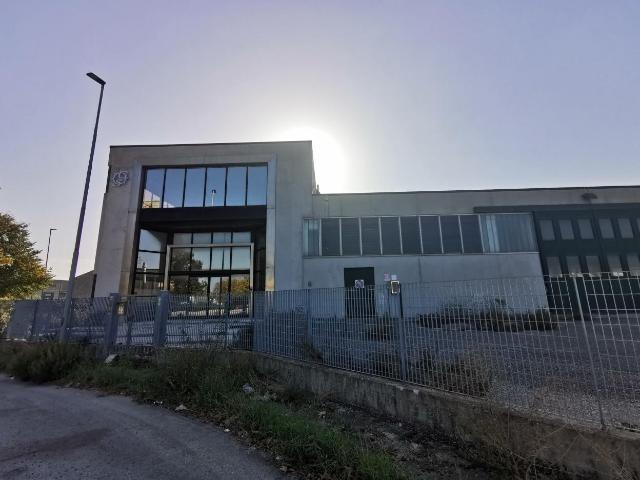 Capannone in vendita a Marche, Pesaro E Urbino
