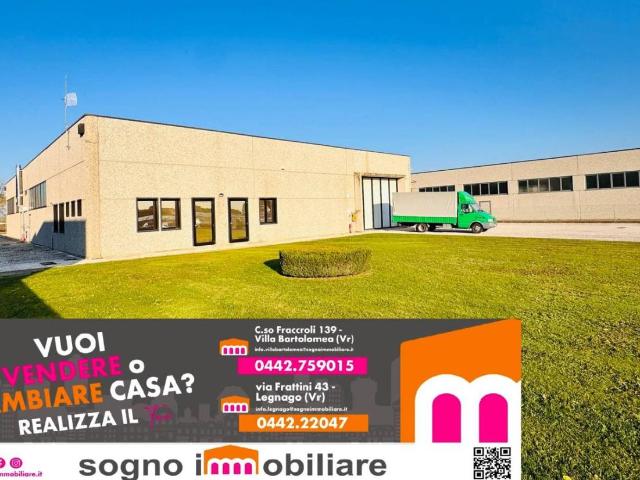 Capannone in vendita a Montagnana, Veneto
