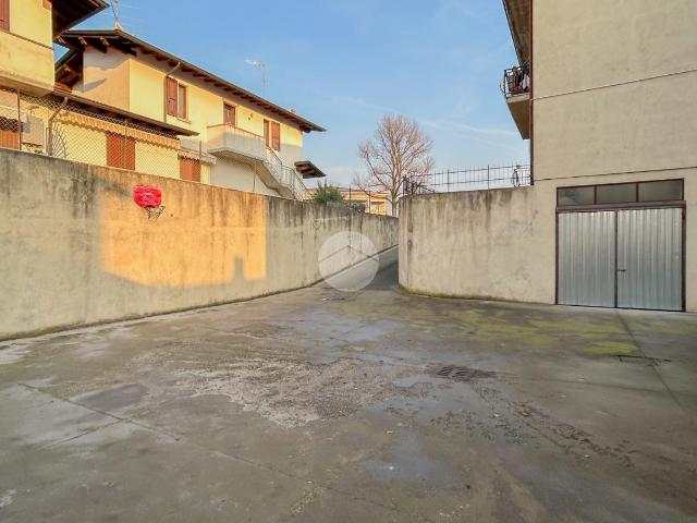 Capannone in vendita a Montirone, Lombardia