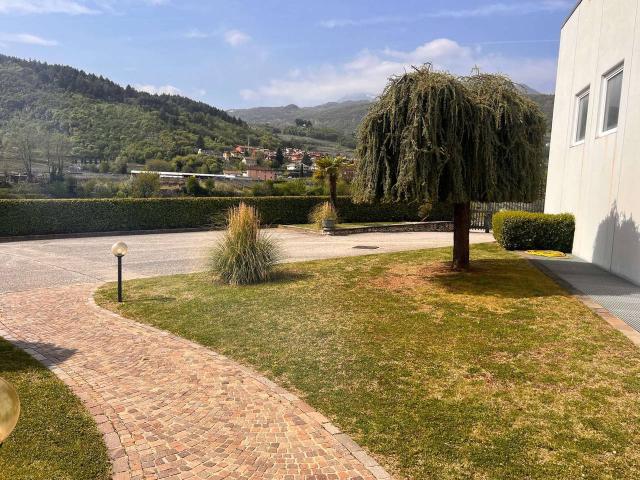 Capannone in vendita a Comunità della Vallagarina, Mori