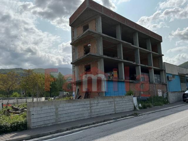 Capannone in vendita a Mugnano Del Cardinale, Campania