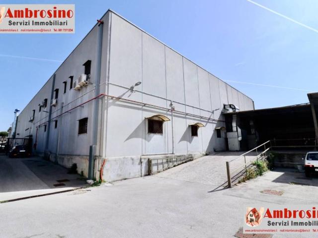 Capannone in vendita a Mugnano Di Napoli, Campania
