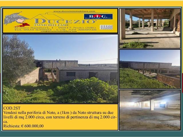 Capannone in vendita a Avola, Sicilia