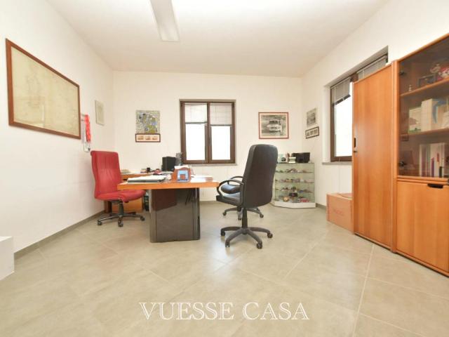 Capannone in vendita a Nuoro, Sardigna/Sardegna