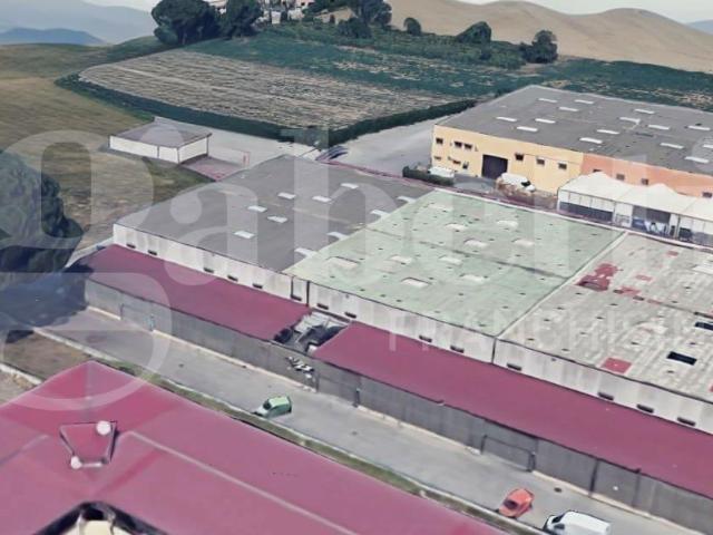 Capannone in vendita a Casapozzano, Orta Di Atella
