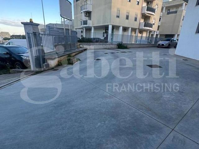 Capannone in vendita a Puglia, Brindisi