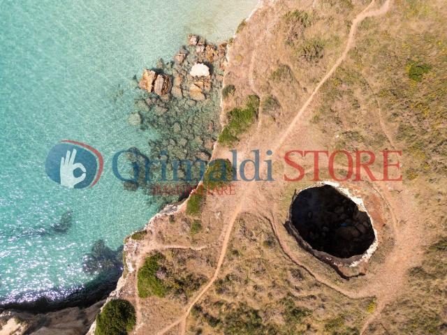 Capannone in vendita a Puglia, Lecce