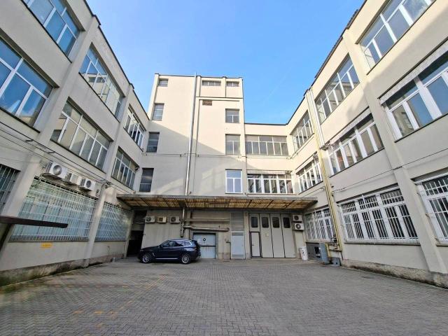 Locale Commerciale in vendita a Zona Omogenea Milano Nord, Paderno Dugnano