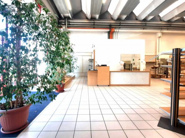 Capannone in vendita a Padova