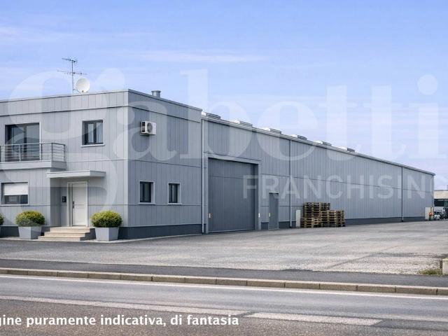 Capannone in vendita a Padova, Veneto